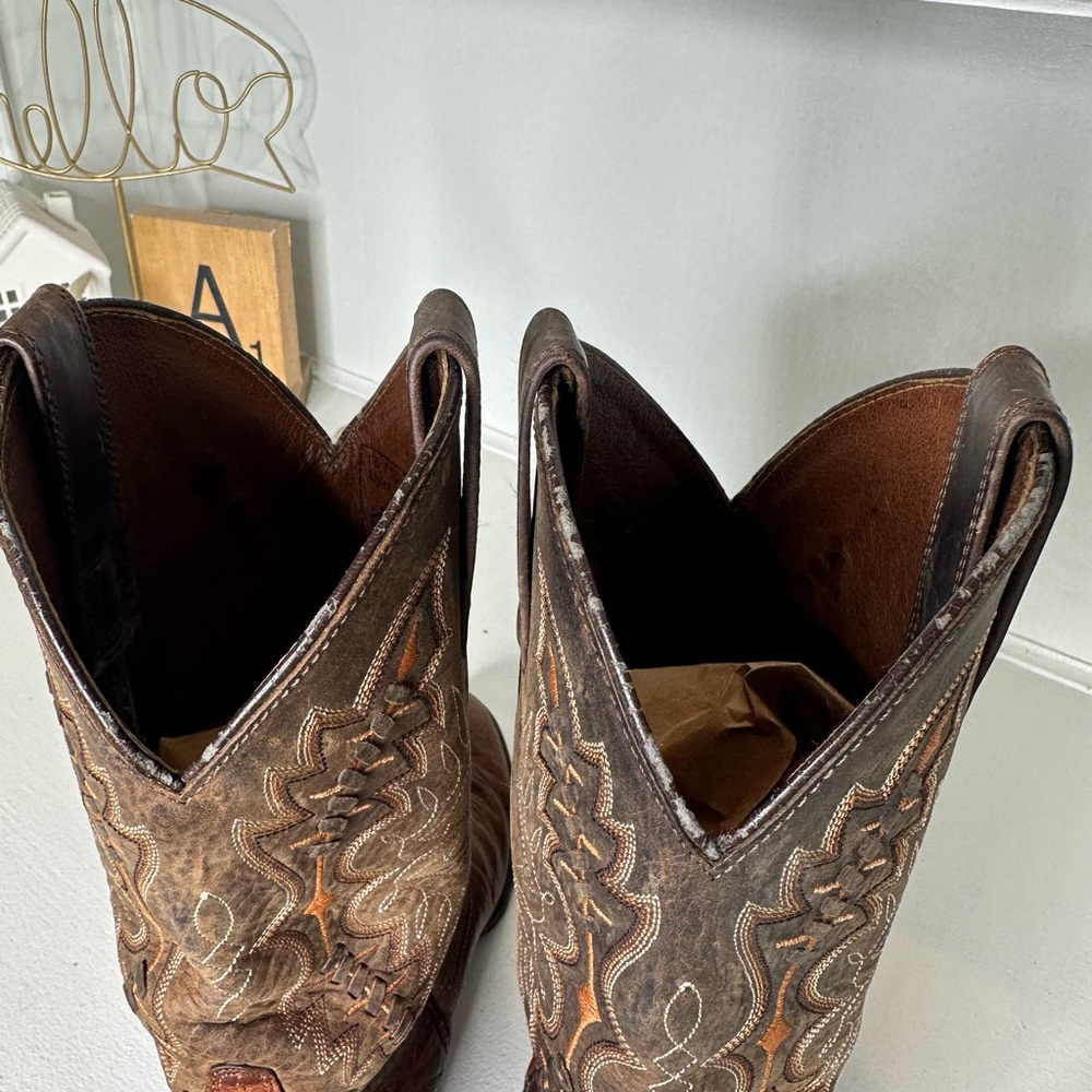Ariat Brown Classic Embroidered Leather Western Cowboy Boots Men’s 7.5/Women’s 9 - Picture 7 of 8